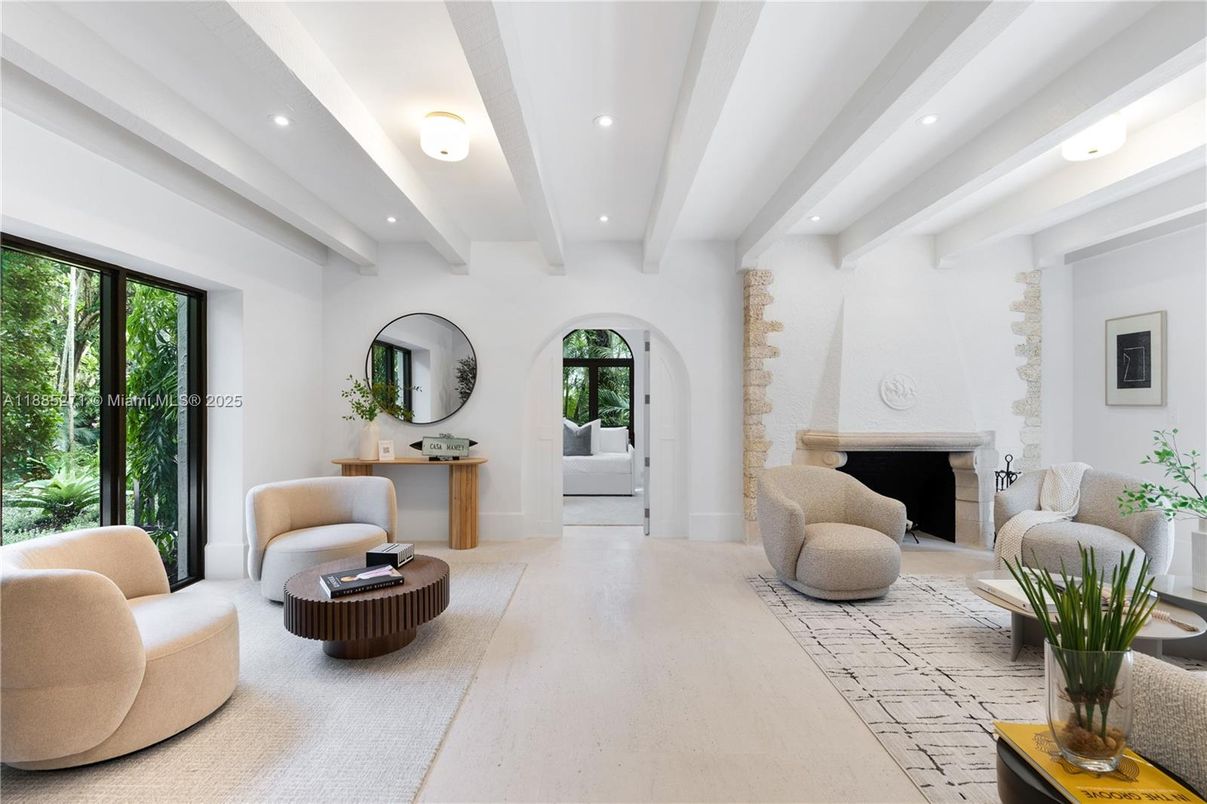 Fireplace, Interior, Living room, Recessed Lighting
