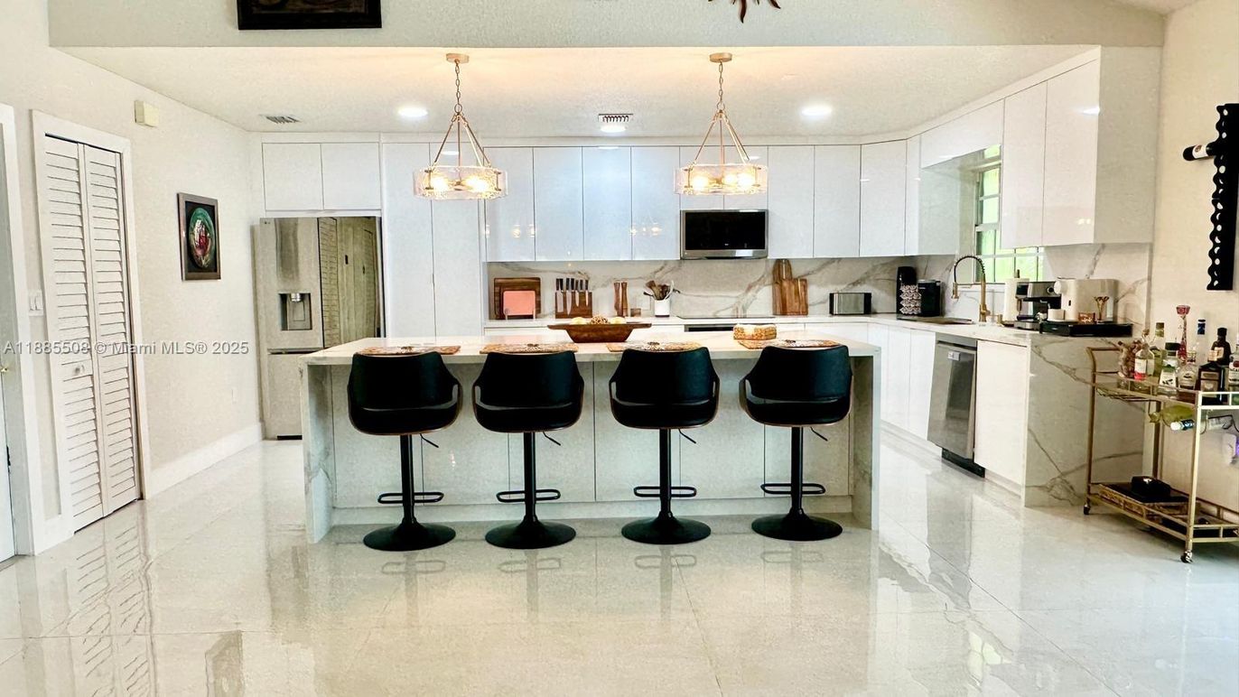 Interior, Kitchen, Pendant Lights, Recessed Lighting