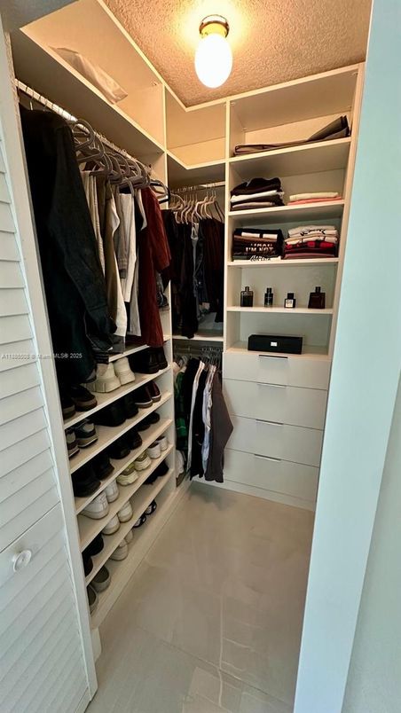 Interior, Walk-in Closets