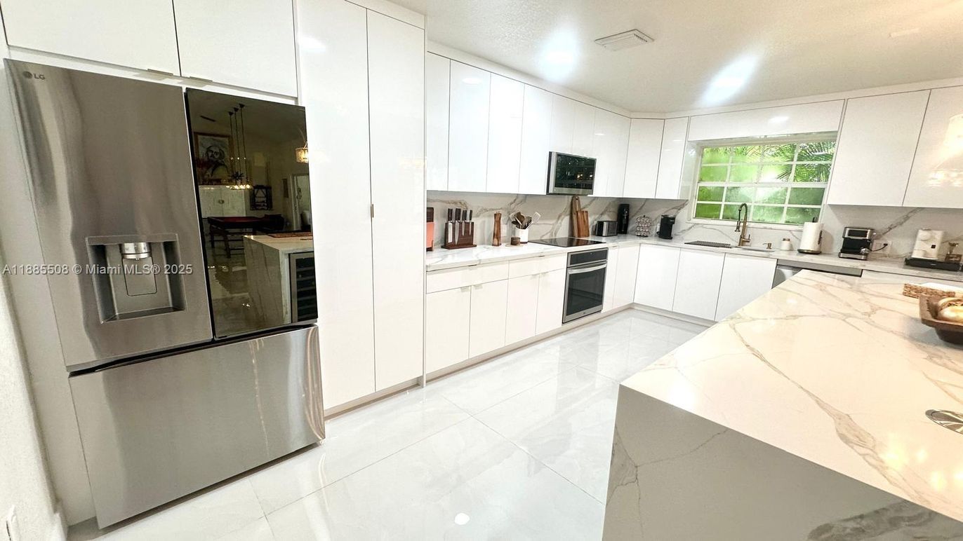 Interior, Kitchen, Recessed Lighting