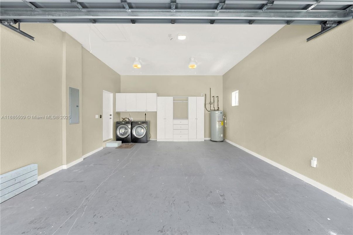 Garage, Interior, Washer