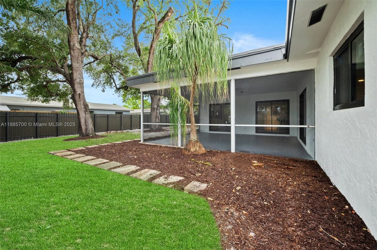Backyard, Exterior