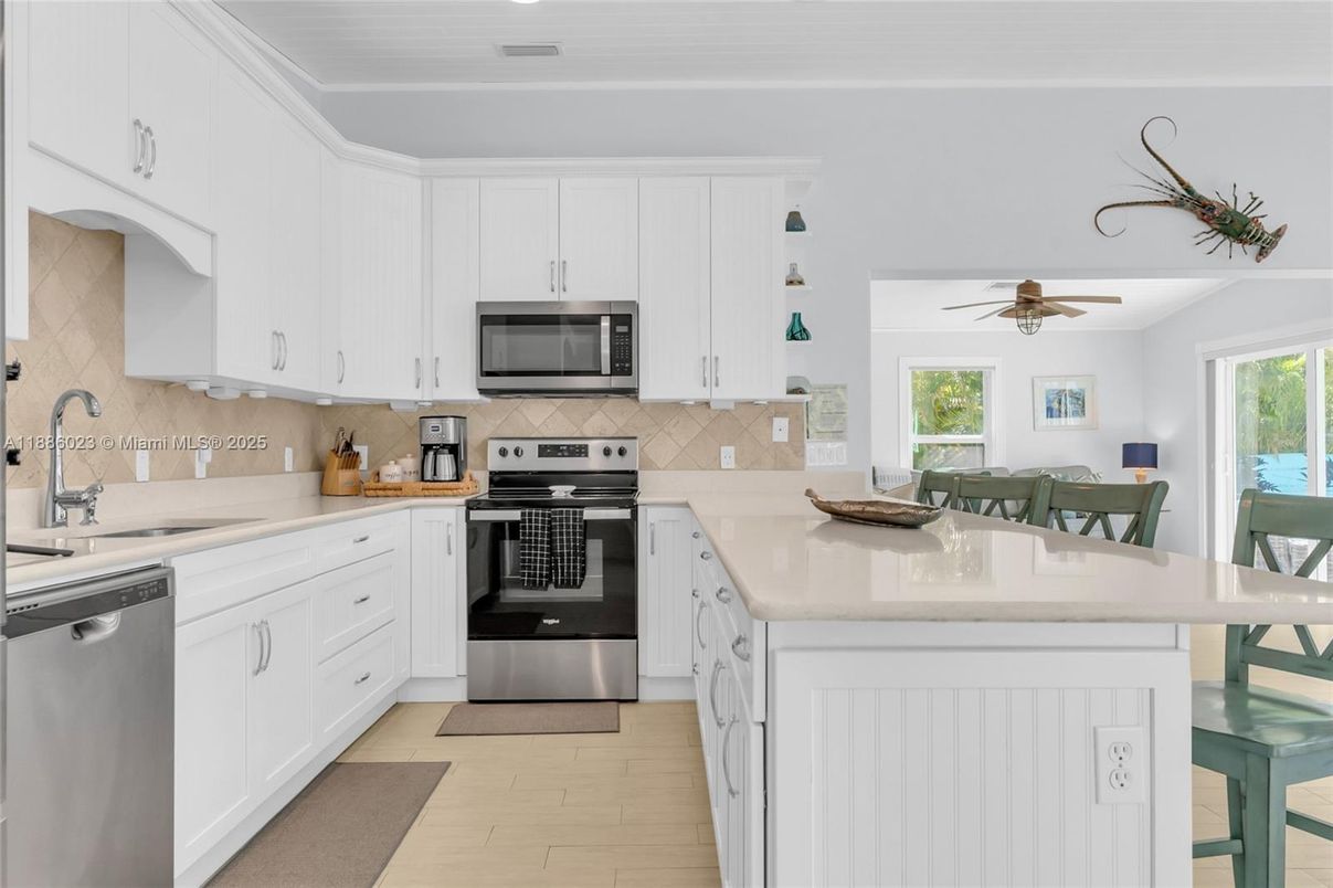 Interior, Kitchen, Stainless Steel Appliances