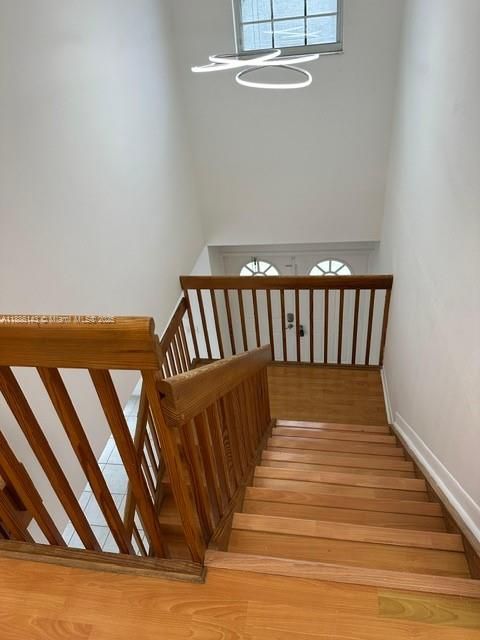 Interior, Pendant Lights, Wood Texture Flooring