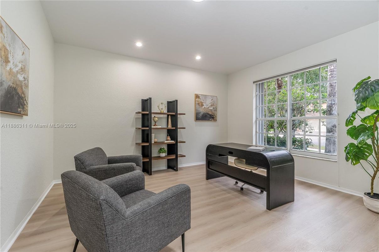 Home Office, Interior, Recessed Lighting, Wood Texture Flooring