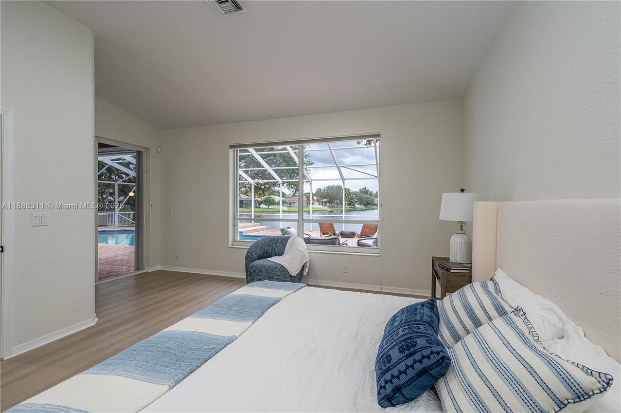 Bedroom, Interior, Water, Wood Texture Flooring