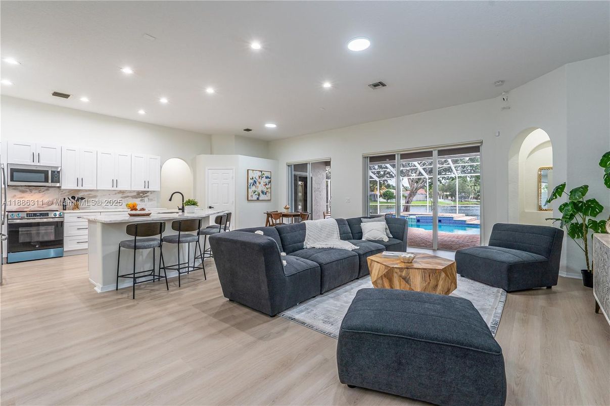Interior, Kitchen, Living room, Recessed Lighting, Wood Texture Flooring