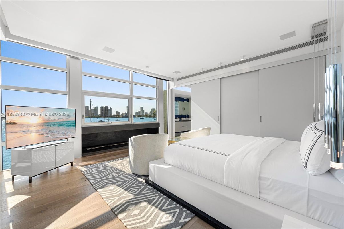 Bedroom, Interior, Water, Wood Texture Flooring