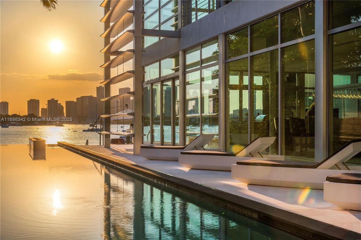 Water, Exterior, Pool, Other