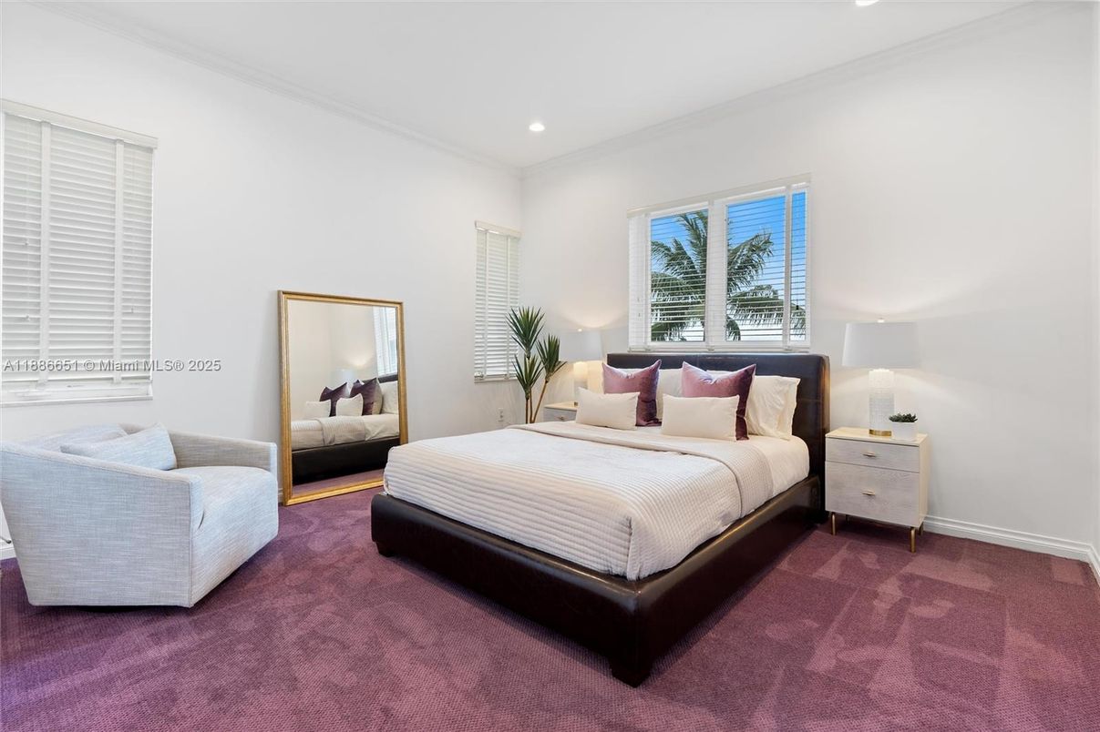 Bedroom, Interior, Recessed Lighting