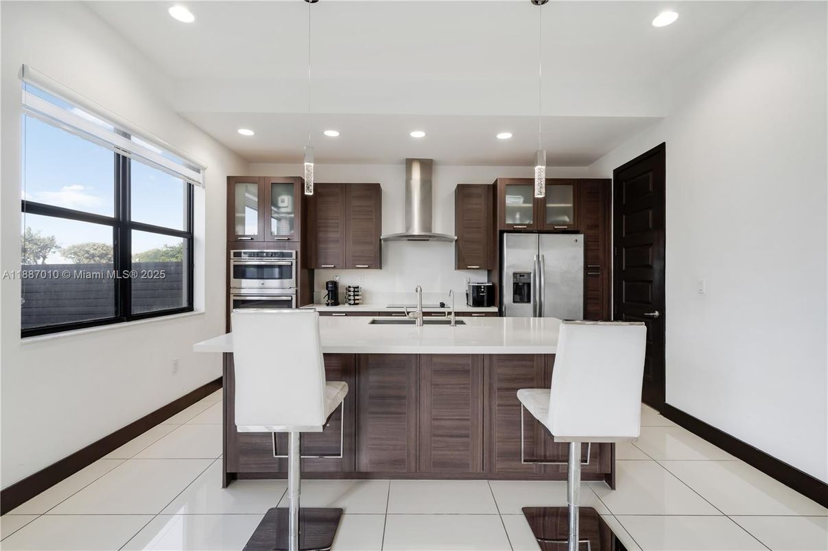 Interior, Kitchen, Pendant Lights, Recessed Lighting, Stainless Steel Appliances