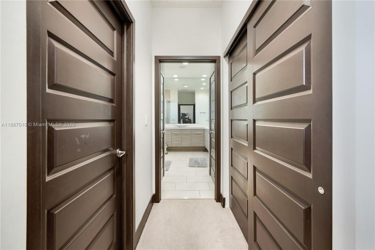 Interior, Recessed Lighting