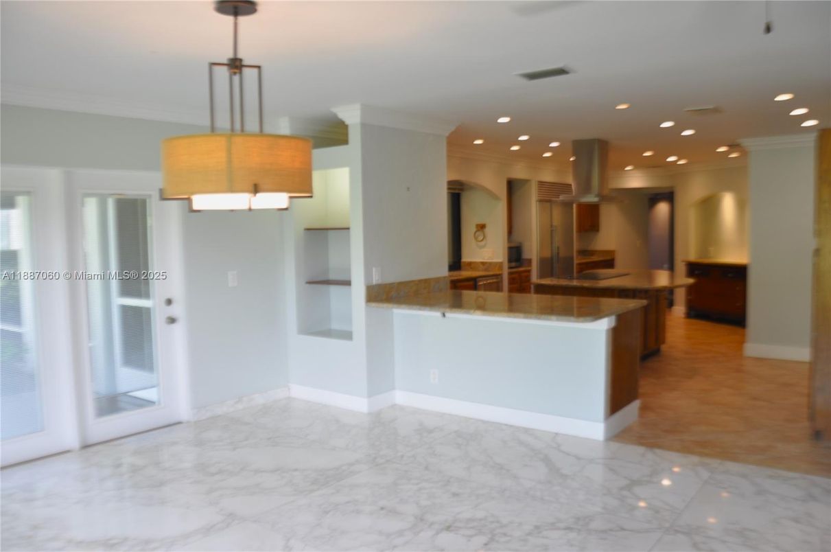 Interior, Kitchen, Marble, Pendant Lights, Recessed Lighting