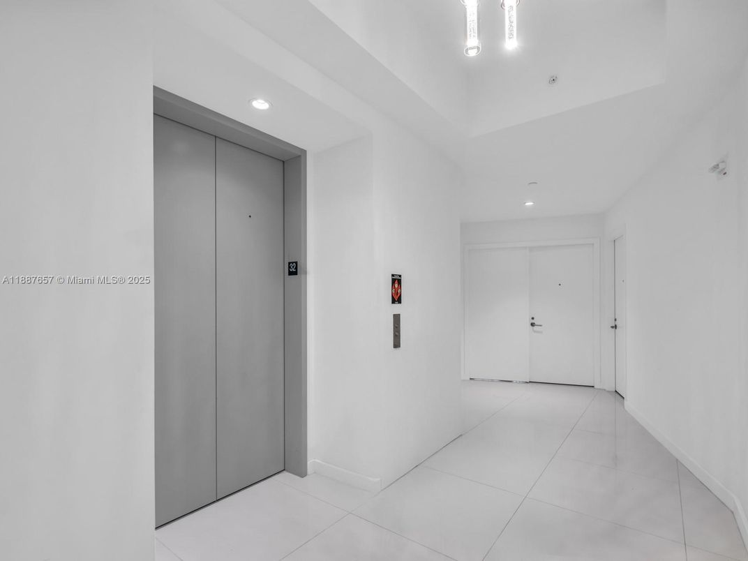 Elevator, Interior, Recessed Lighting