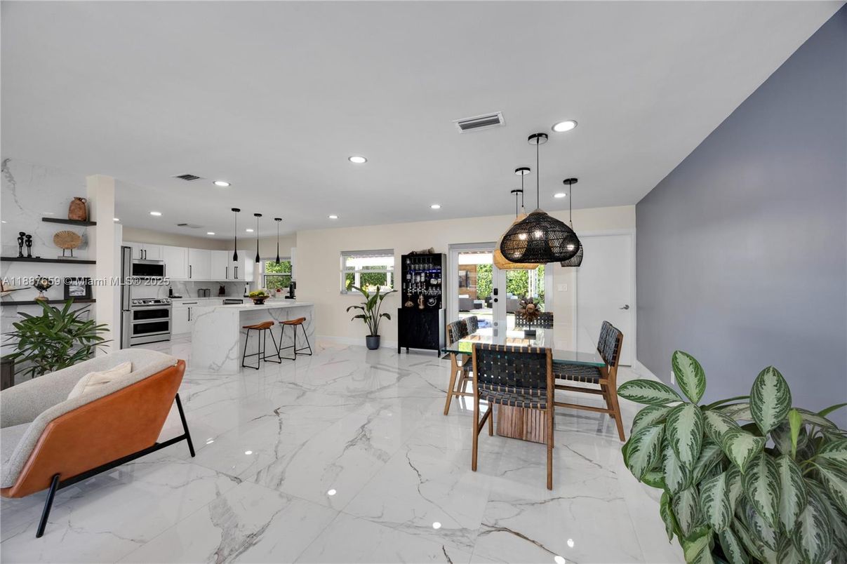 Dining room, Interior, Kitchen, Marble, Pendant Lights, Recessed Lighting, Stainless Steel Appliances