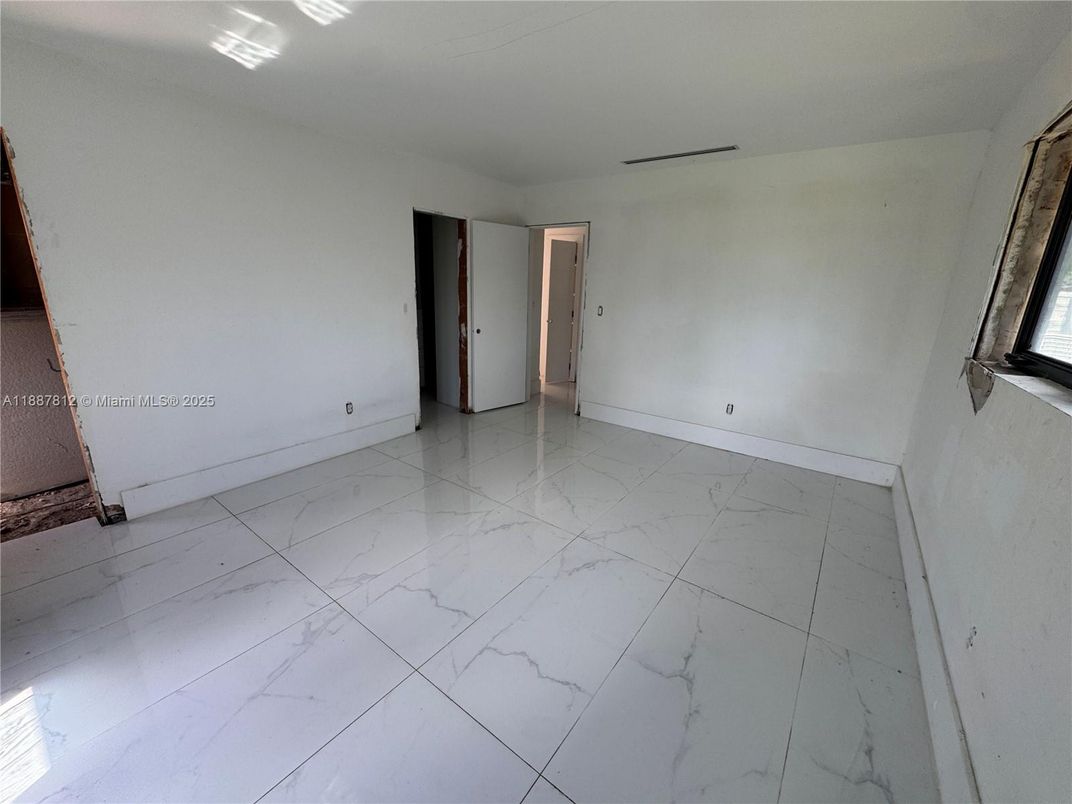 Empty room, Interior, Marble