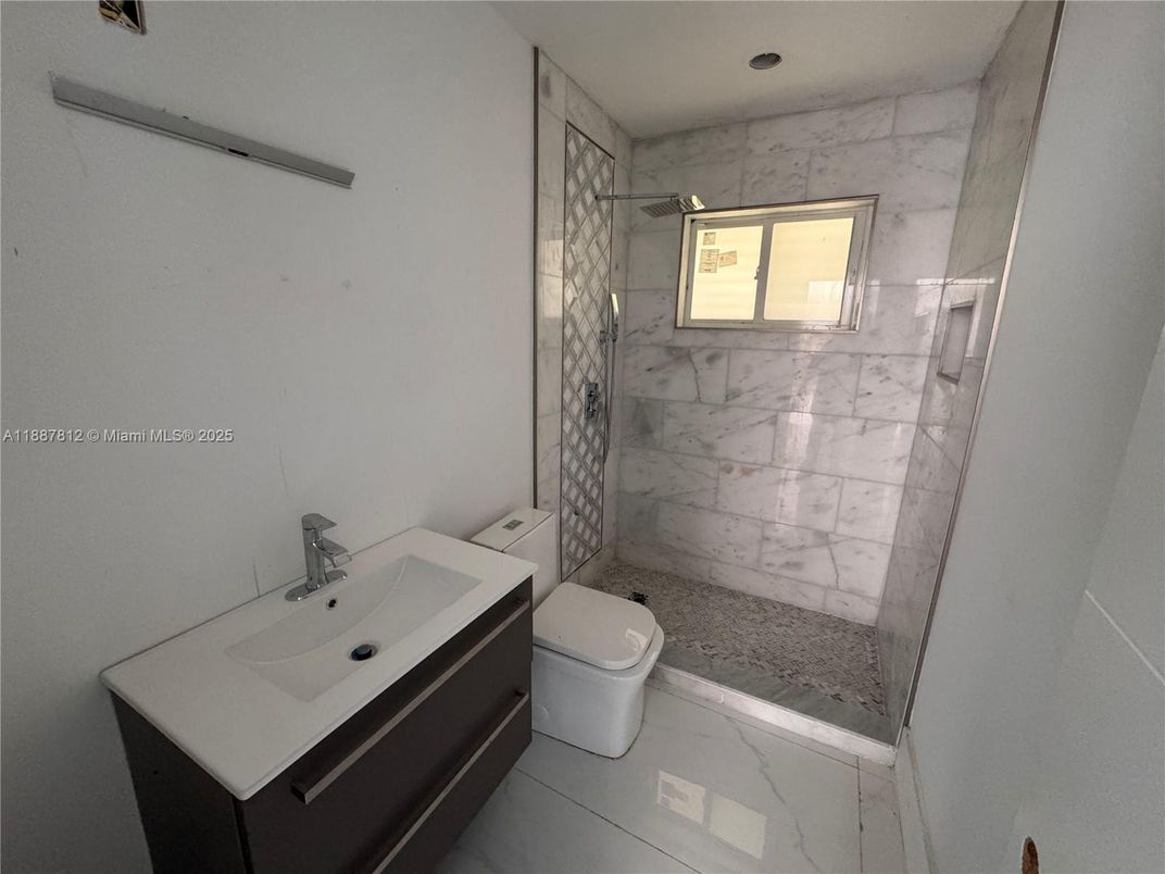 Bathroom, Interior, Marble Walls