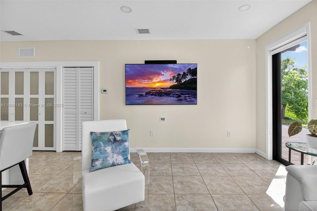 Interior, Recessed Lighting