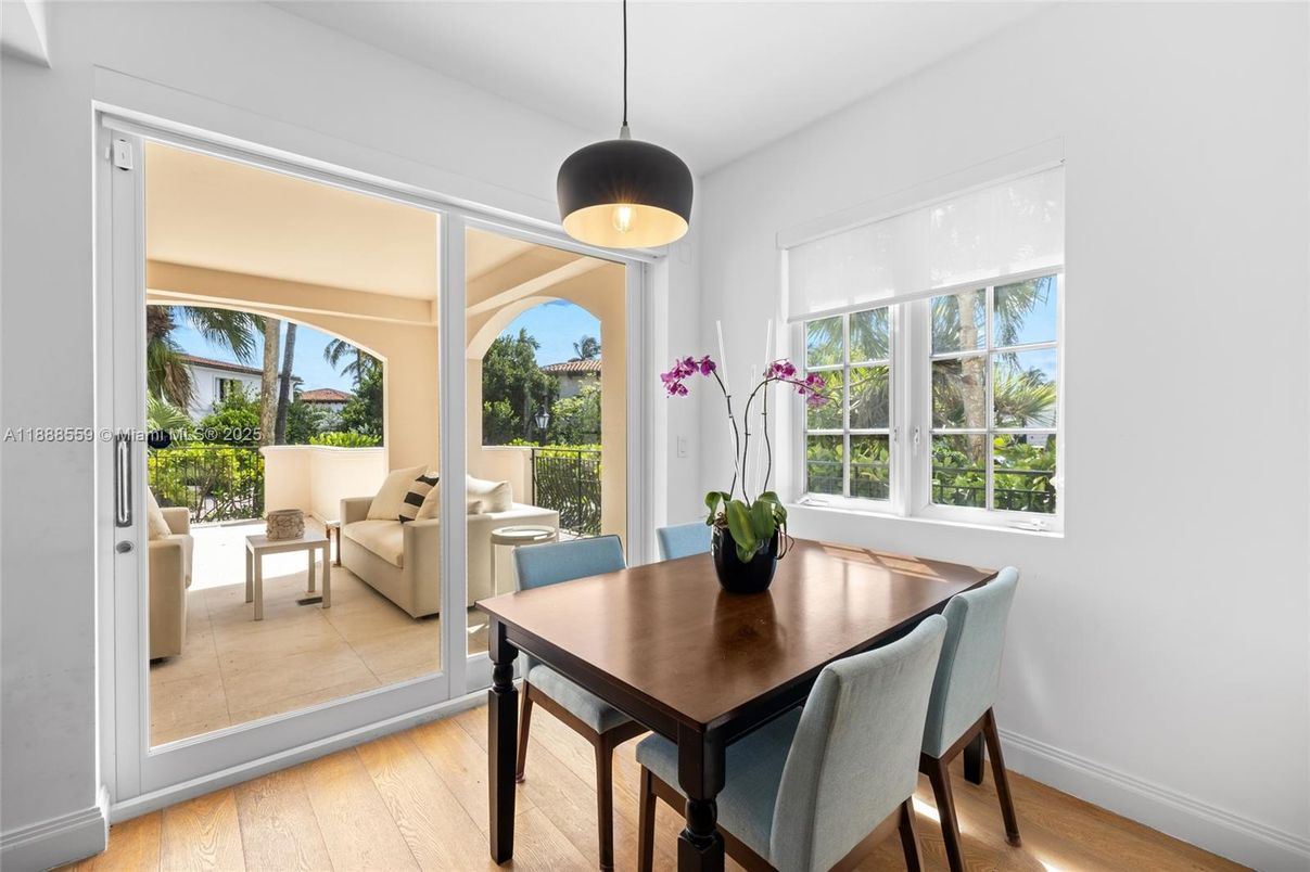 Dining room, Interior, Living room, Pendant Lights, Wood Texture Flooring