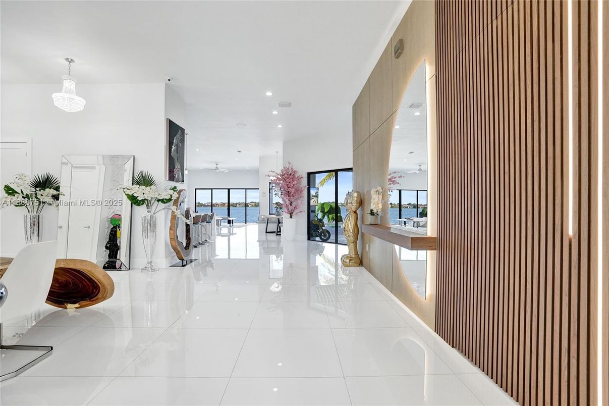 Interior, Recessed Lighting, Water