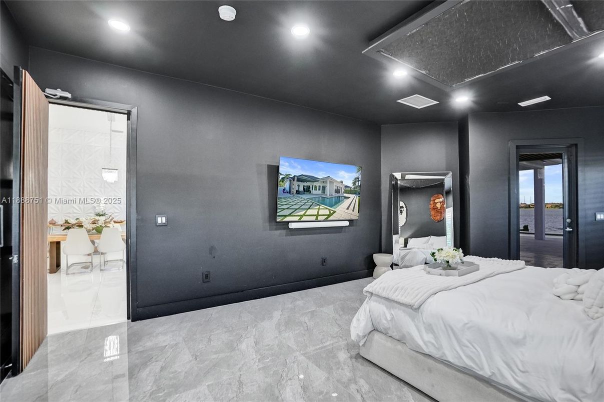 Bedroom, Interior, Marble, Recessed Lighting