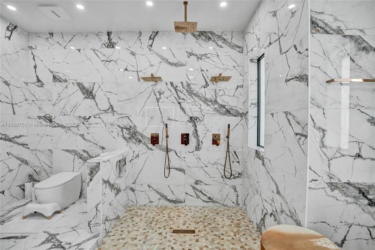 Bathroom, Interior, Marble, Marble Walls, Recessed Lighting