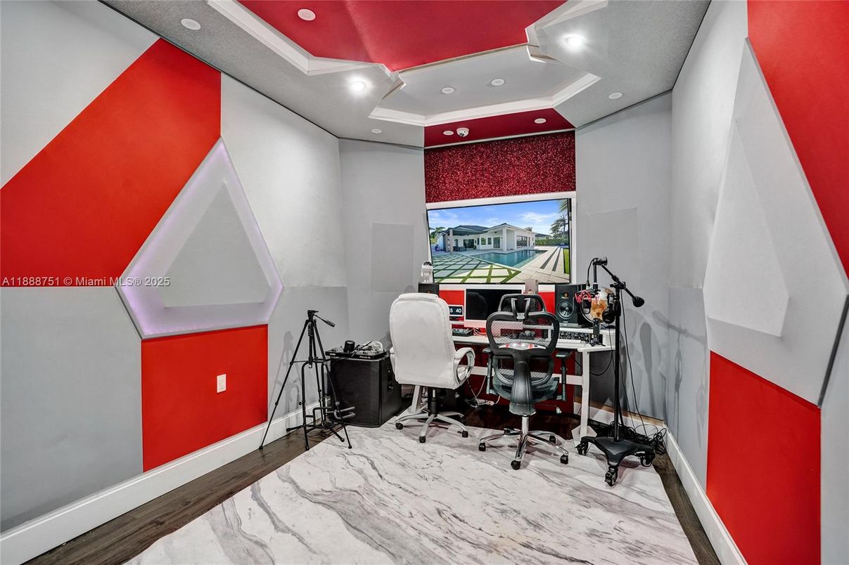 Home Office, Interior, Marble, Recessed Lighting