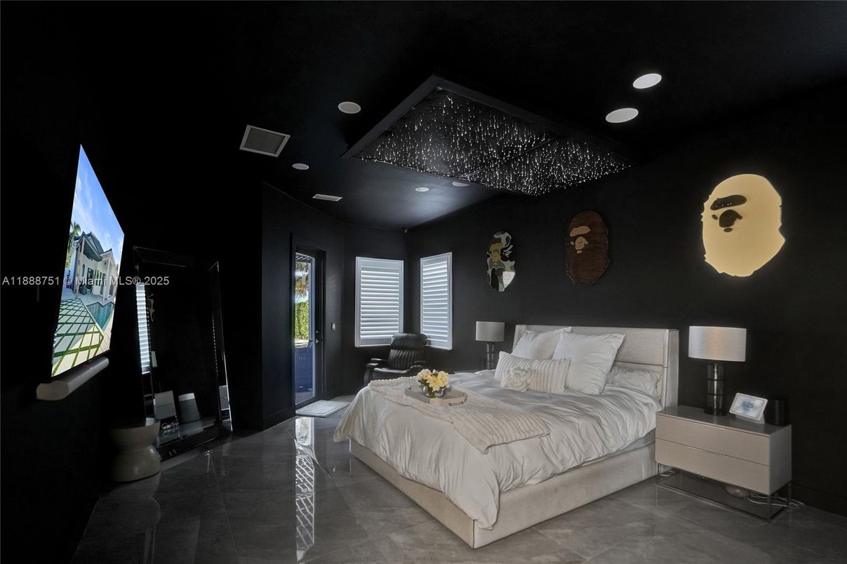 Bedroom, Interior, Recessed Lighting