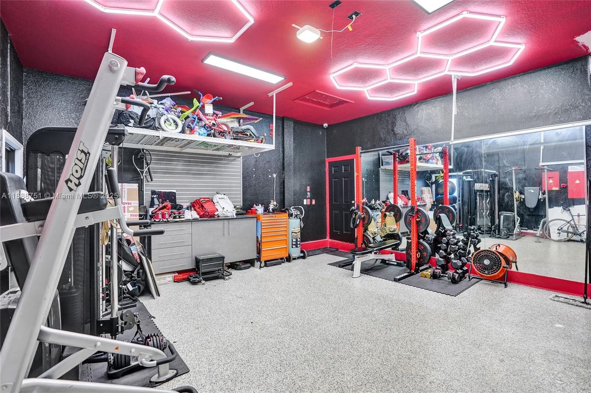 Fitness Equipment, Gym, Interior, Recessed Lighting