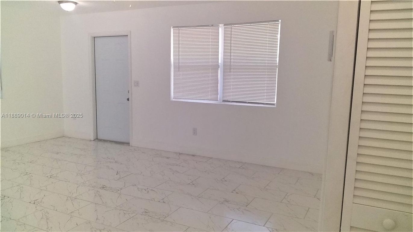 Empty room, Interior, Marble