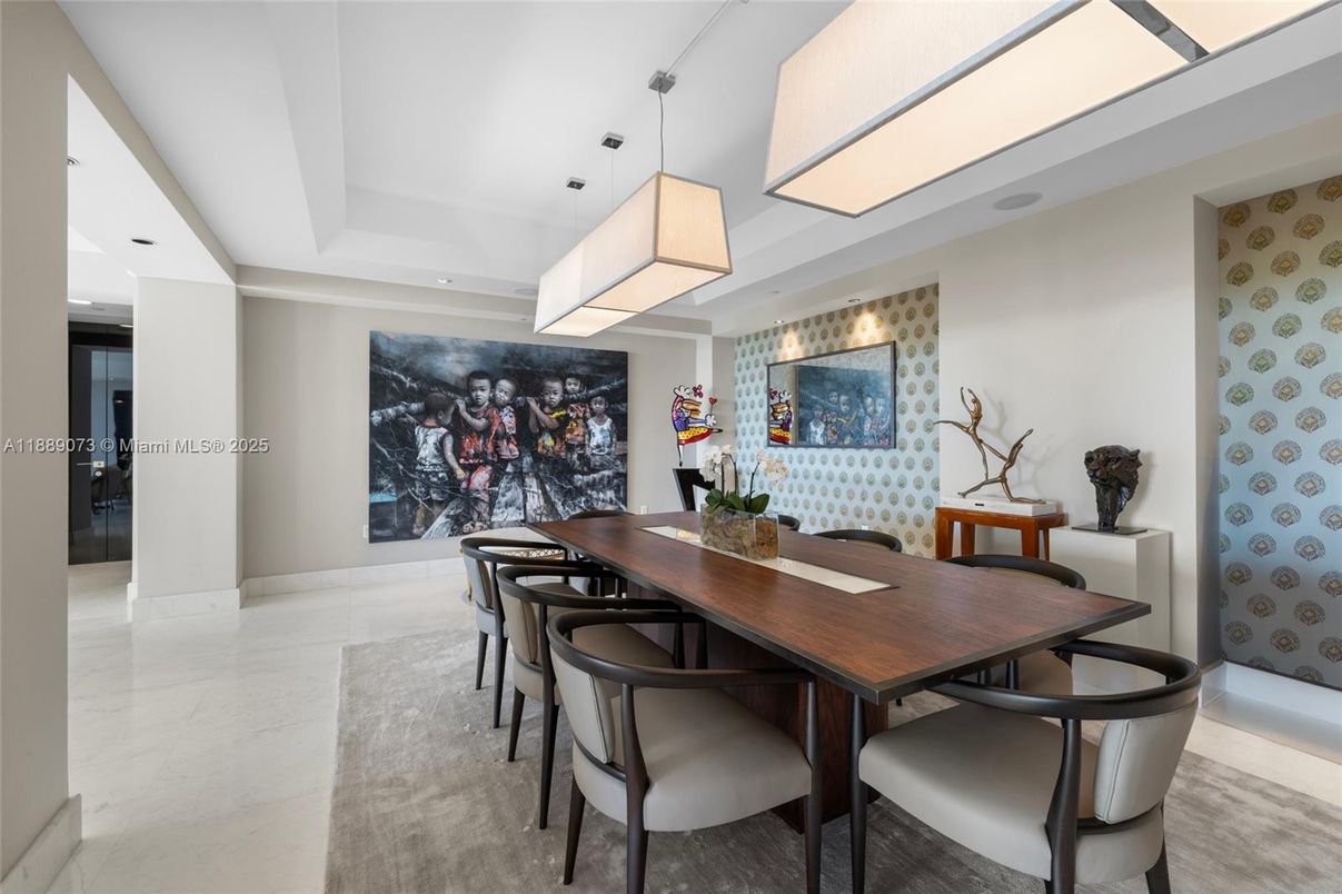 Dining room, Interior, Marble, Pendant Lights