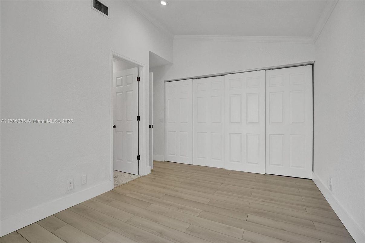 Detached Garage, Empty room, Interior, Recessed Lighting, Wood Texture Flooring