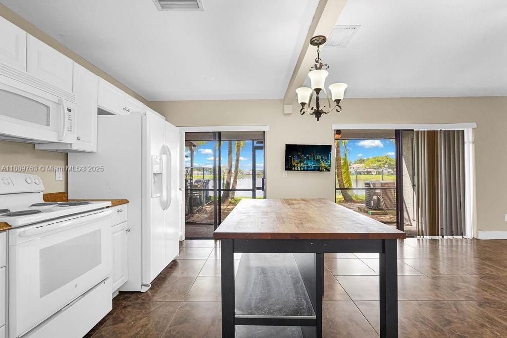 Chandelier, Interior, Kitchen, Water
