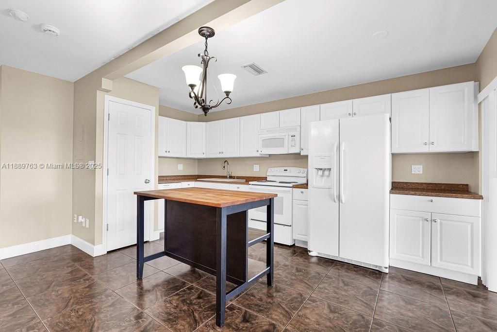 Interior, Kitchen, Pendant Lights
