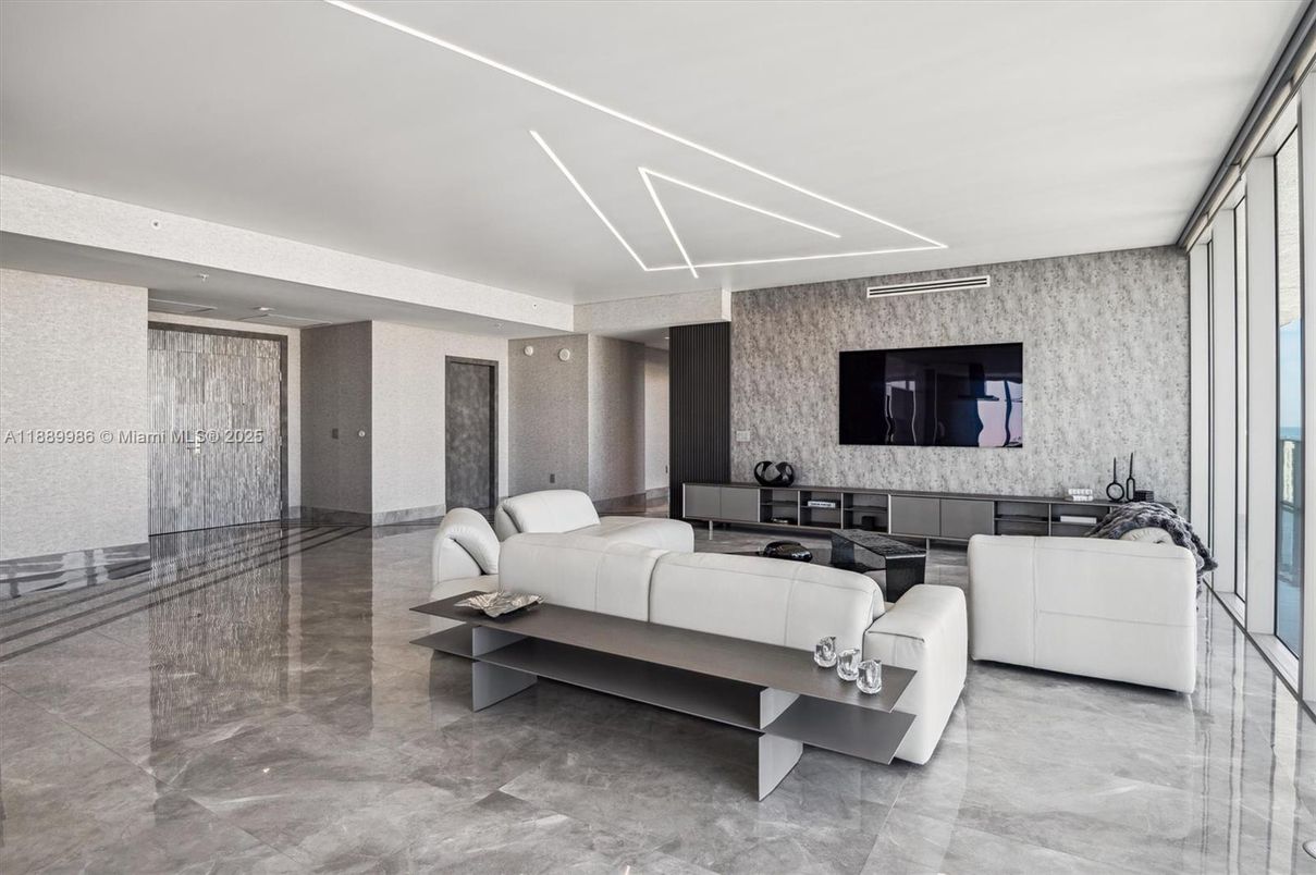 Interior, Living room, Recessed Lighting