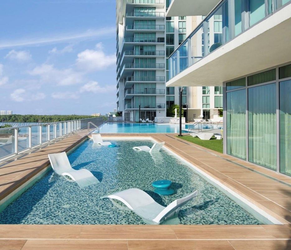 Water, Exterior, Pool, Other