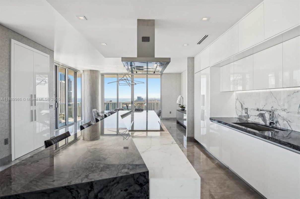 Interior, Kitchen, Marble Walls, Recessed Lighting, Water
