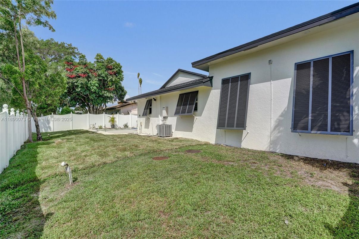 Backyard, Exterior