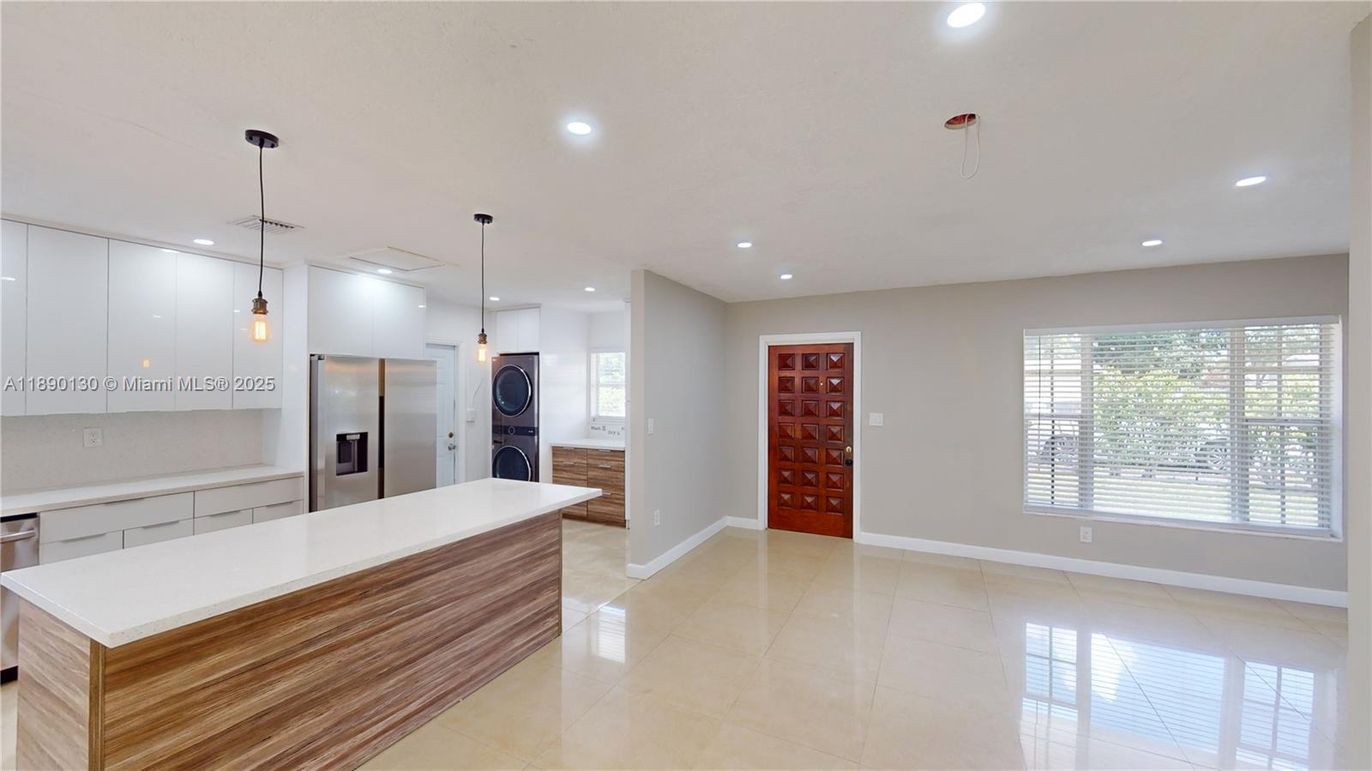 Interior, Kitchen, Pendant Lights, Recessed Lighting