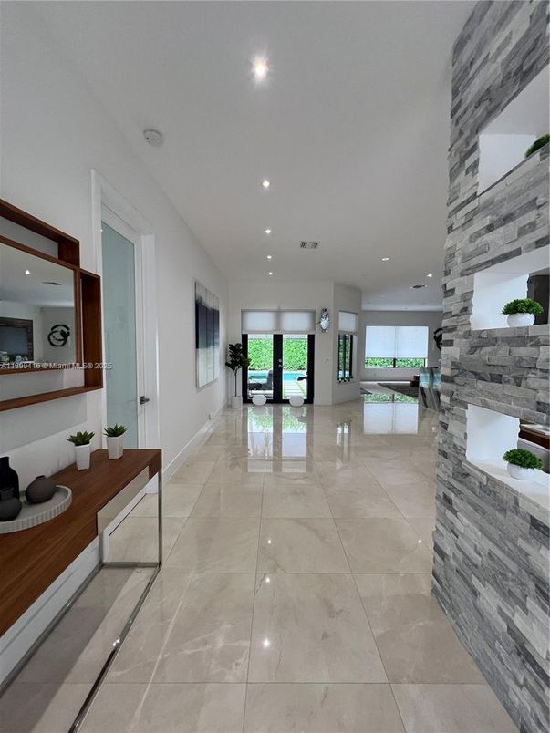 Interior, Marble, Recessed Lighting