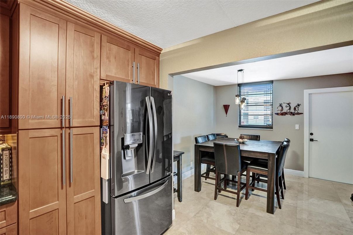 Dining room, Interior, Kitchen, Pendant Lights