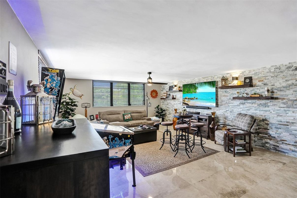 Dining room, Interior, Living room, Stone Walls