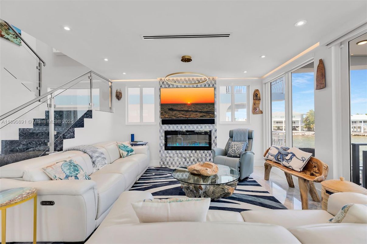 Fireplace, Interior, Living room, Recessed Lighting