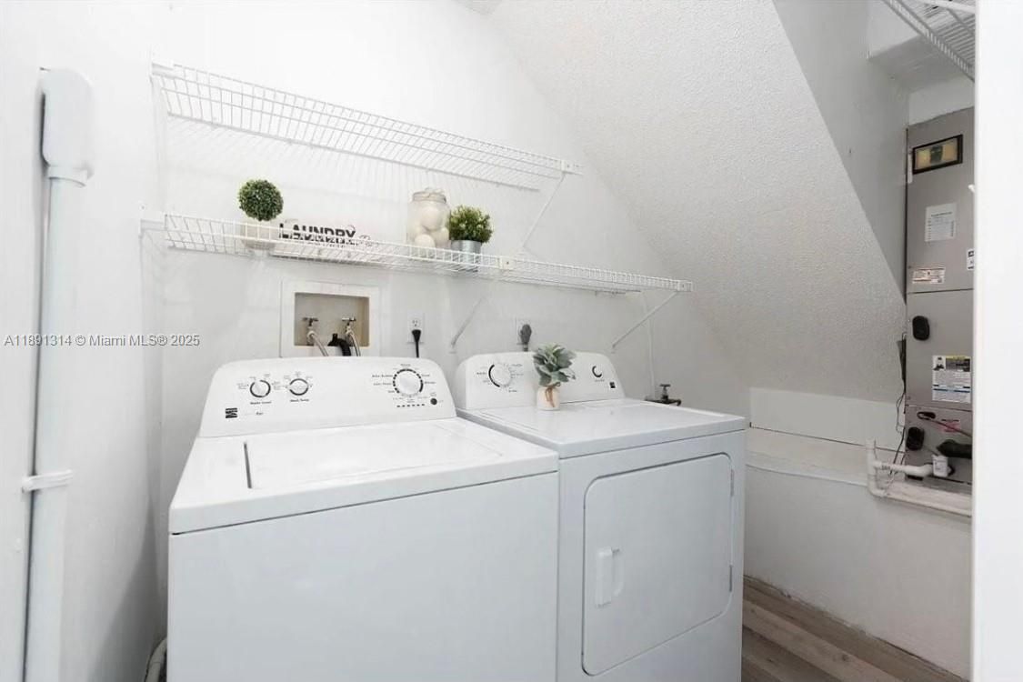 Interior, Utility Closets, Washer