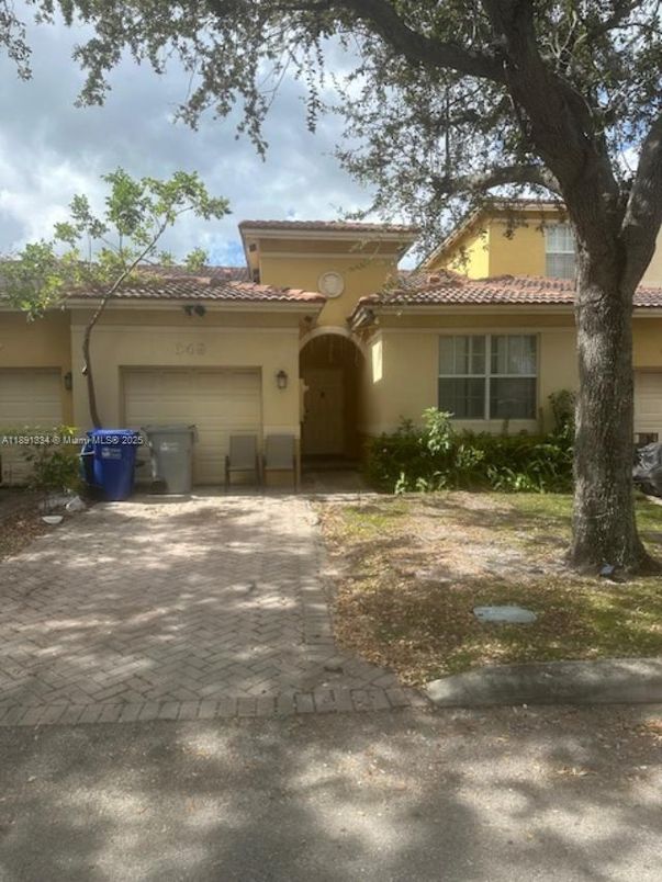 Attached, Backyard, Exterior, Facade, Mediterranean