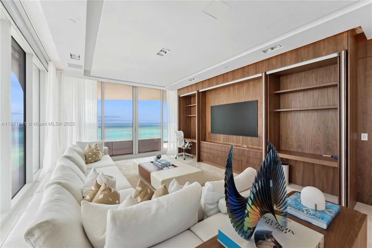 Interior, Living room, Water, Wooden Walls