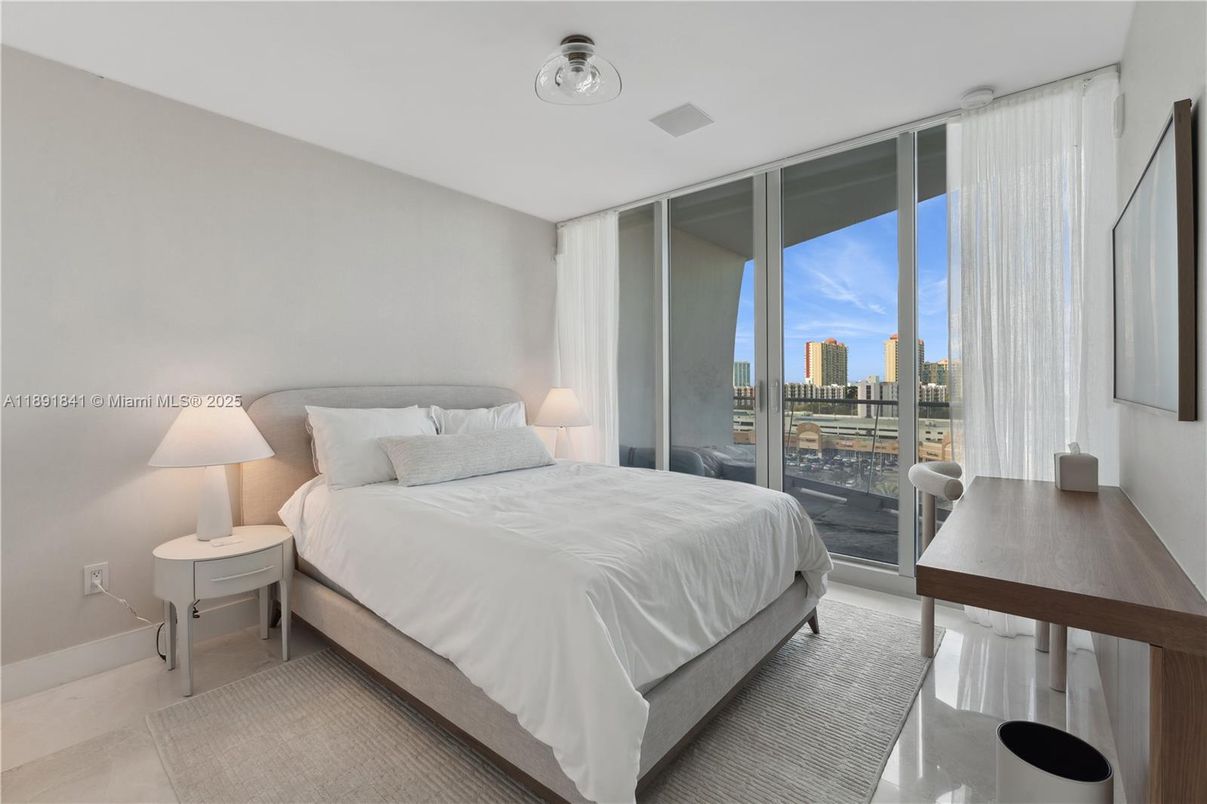 Bedroom, Interior, Water