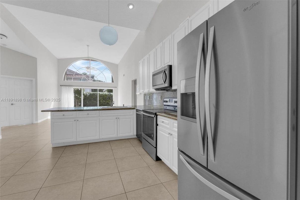 Interior, Kitchen, Pendant Lights, Recessed Lighting