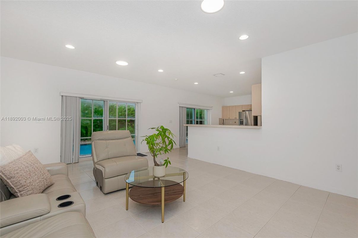 Interior, Kitchen, Living room, Recessed Lighting