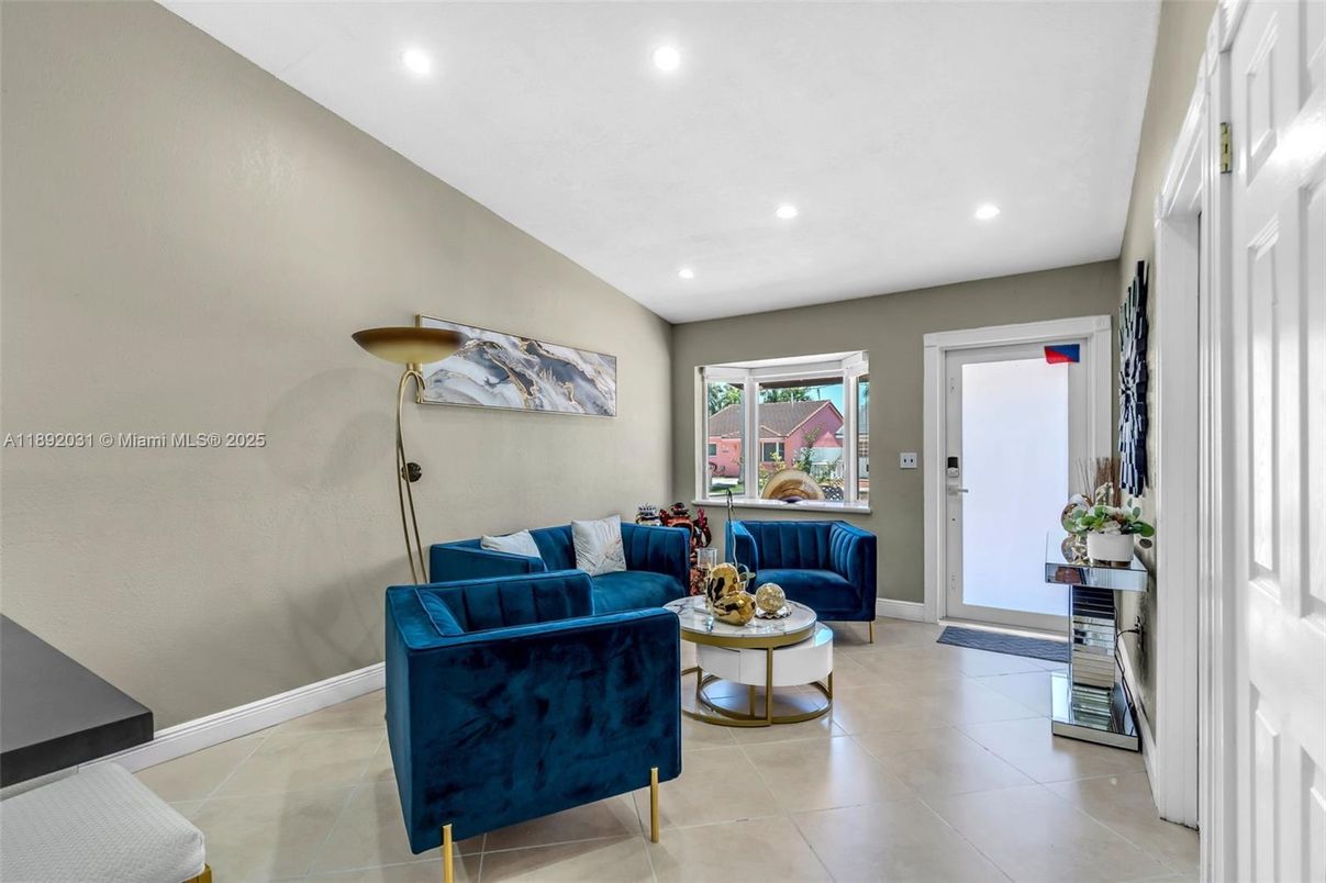 Interior, Living room, Recessed Lighting